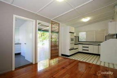 35 Greenslade St, West End, QLD 4810