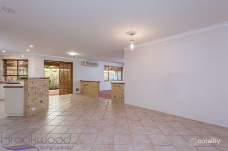 Property photo of 12 Blanc Close Caversham WA 6055