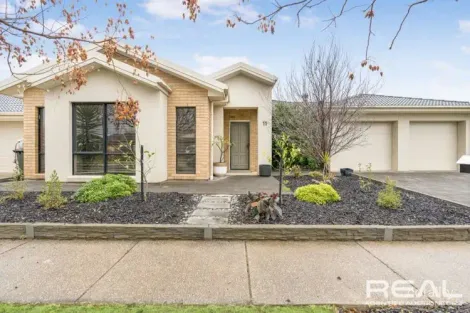 Property photo of 11 Gonis Circuit Evanston Gardens SA 5116