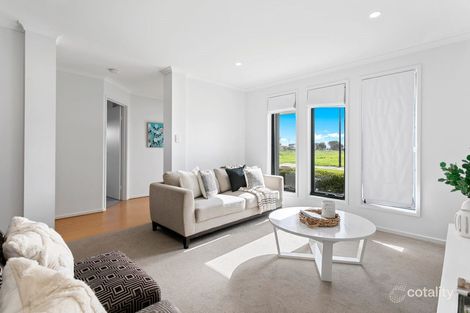 Property photo of 11 Chartreuse Court Aldinga Beach SA 5173