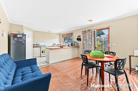 Property photo of 35 Maria Crescent Pakenham VIC 3810