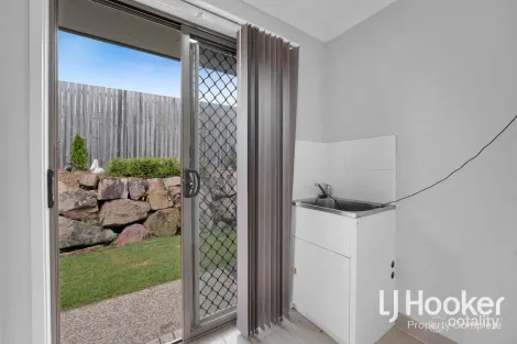 Property photo of 1/29 Coolridge Circuit Yarrabilba QLD 4207