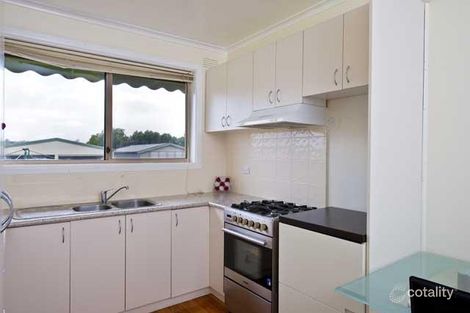Property photo of 35 Allanfield Crescent Boronia VIC 3155