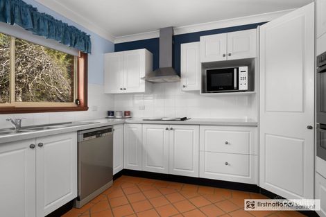 Property photo of 8 Dees Close Gormans Hill NSW 2795