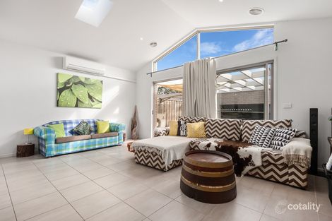 Property photo of 7 Rove Lane Doreen VIC 3754