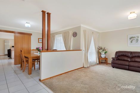 Property photo of 8 Stuart Drive Craigmore SA 5114