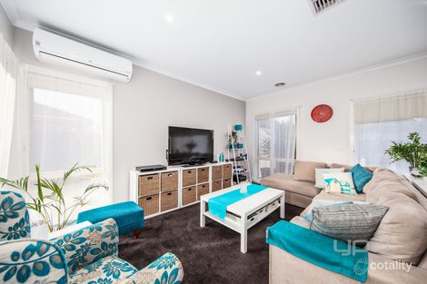 Property photo of 2/4 Enid Court Hillside VIC 3037