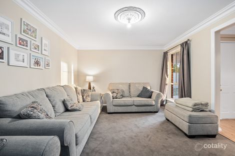 Property photo of 92 Mawson Circuit Woodcroft SA 5162