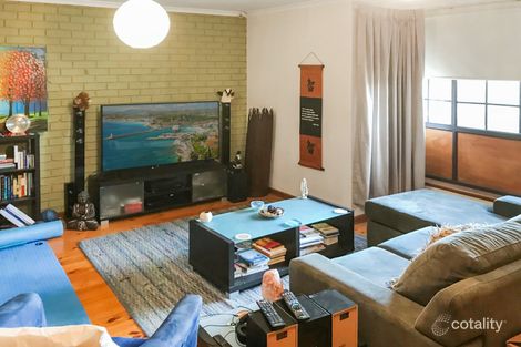 1 Laver Cres, West Lakes Shore, SA 5020