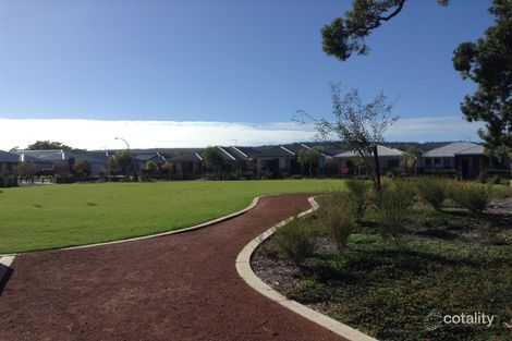 Property photo of 5 Dray Lane Whitby WA 6123