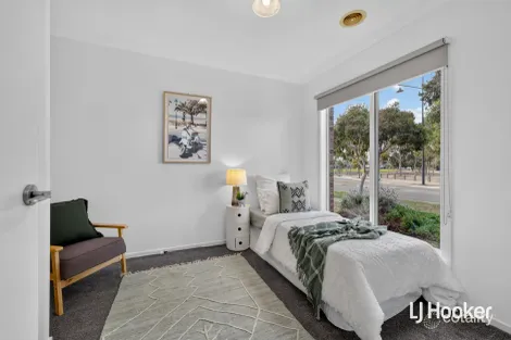 Property photo of 23 Perlette Drive Point Cook VIC 3030