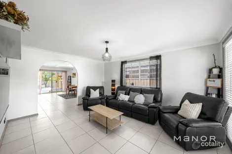 Property photo of 2/47-49 Glover Avenue Quakers Hill NSW 2763
