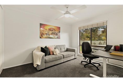 27 Edlington St, Fraser, ACT 2615