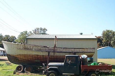 2 Margaret St, Seaforth, QLD 4741