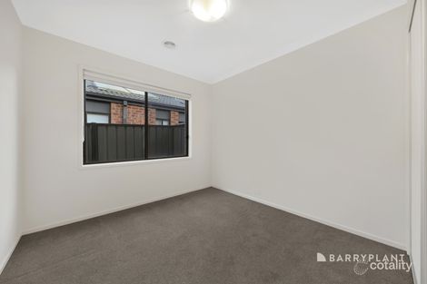 Property photo of 11 Mervyn Drive Mernda VIC 3754
