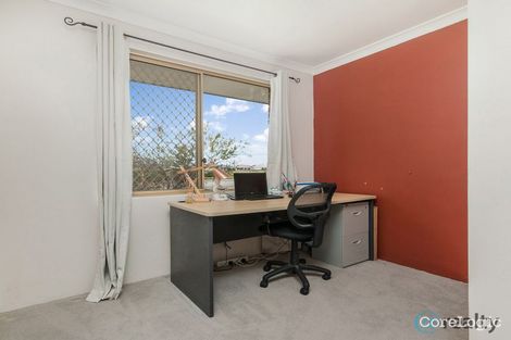 Property photo of 33 Oakwood Crescent Waikiki WA 6169