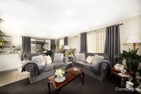 Property photo of 2/9-15 Higgs Circuit Sunbury VIC 3429