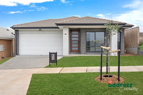 6 Mornington Cres, Nar Nar Goon North, VIC 3812