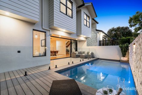 Property photo of 2 Nelson Place Carindale QLD 4152