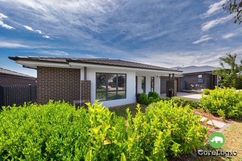 Property photo of 14 Garraway Crescent Googong NSW 2620