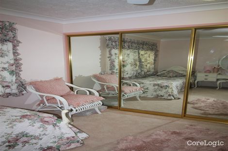 42 Racecourse Rd, Richmond Hill, QLD 4820