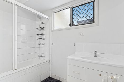 Property photo of 2 Gable Street Koongal QLD 4701