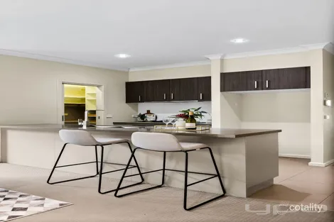 Property photo of 31 Callaway Lane Hillside VIC 3037