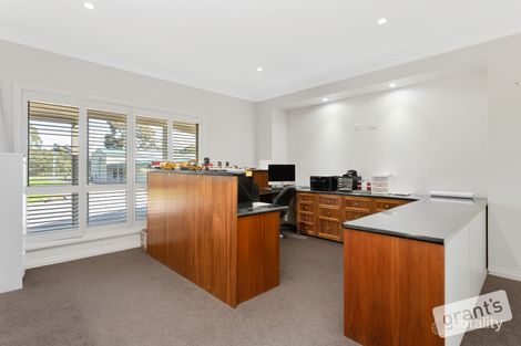 Property photo of 13 Mountain Flat Road Narre Warren East VIC 3804