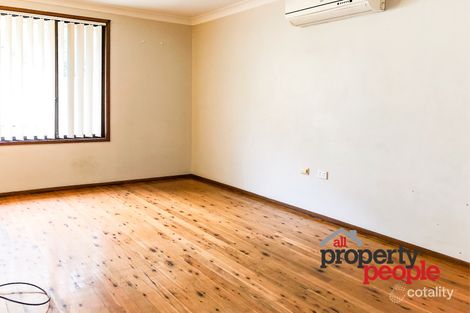 Property photo of 16 Fifth Avenue Macquarie Fields NSW 2564