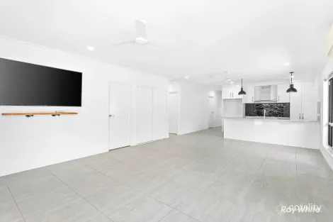 Property photo of 20 New Haven Way Parkhurst QLD 4702