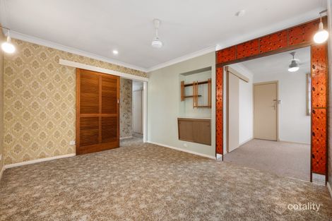 Property photo of 21 First Avenue Macquarie Fields NSW 2564