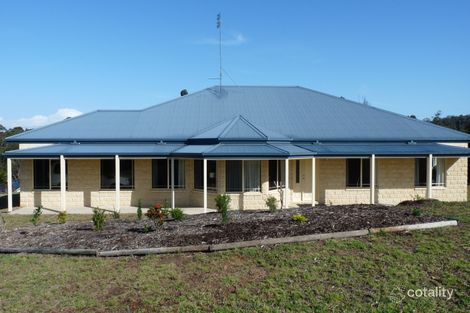 16 Albert Park Lane, Narooma, NSW 2546