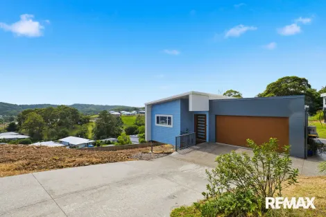 21 Mulholland Pl, Nambour, QLD 4560