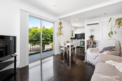 Property photo of 1/17 Park Road Yeronga QLD 4104
