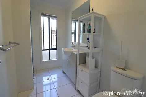 Property photo of 7 Warilla View Blacks Beach QLD 4740