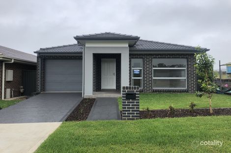 11 Gugara St, Calderwood, NSW 2527