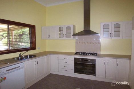 Property photo of 2 Victoria Parade Cootamundra NSW 2590
