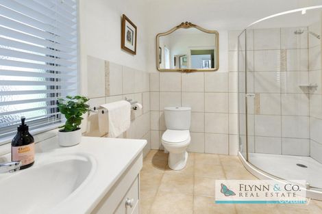 Property photo of 2 Overlea Avenue Rosebud VIC 3939