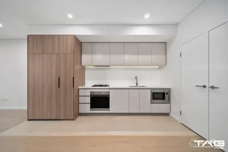Property photo of 543/9 Maple Tree Road Westmead NSW 2145