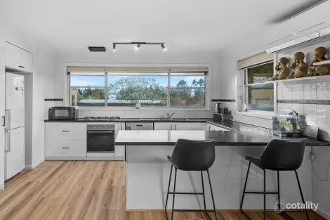 Property photo of 17 Russell Road Gembrook VIC 3783