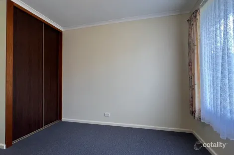 Property photo of 2 Glover Place Bowning NSW 2582