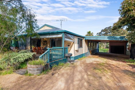 16 Laughtons Rd, Kalimna, VIC 3909