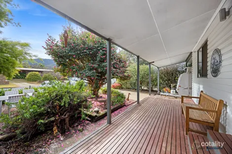 Property photo of 39 Shaw Avenue Eildon VIC 3713