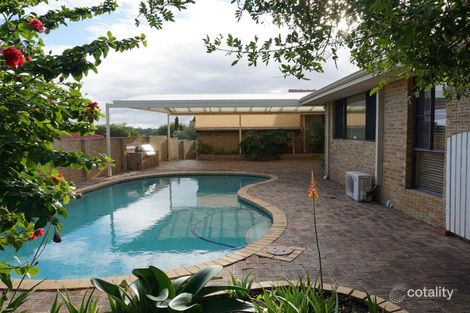 12 Chase Ct, Woodvale, WA 6026