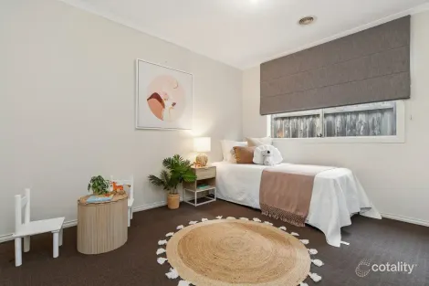 Property photo of 4 Omega Street Carrum Downs VIC 3201