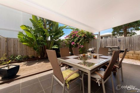 Property photo of 8 Lockyer Street Wakerley QLD 4154