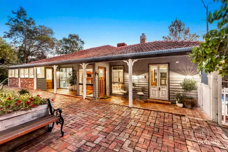 Property photo of 29 Meruka Drive Eltham VIC 3095