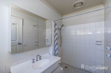 Property photo of 5 Katrina Court Noble Park North VIC 3174