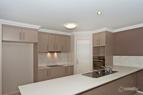 88 Hogg St, Rockville, QLD 4350