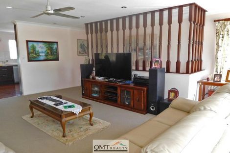 Property photo of 9 Watling Street Hillcrest QLD 4118